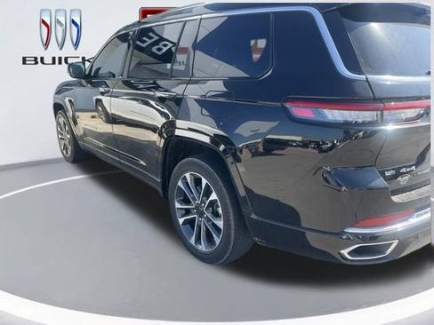 Used 2023 Jeep Grand Cherokee L Overland w/ Luxury Tech Group IV AWD/4WD image 5