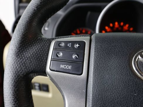 Used 2013 Toyota 4Runner SR5 w/ Premium Pkg AWD/4WD image 32