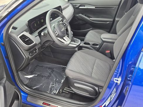 Used 2024 Kia Seltos LX AWD/4WD image 10