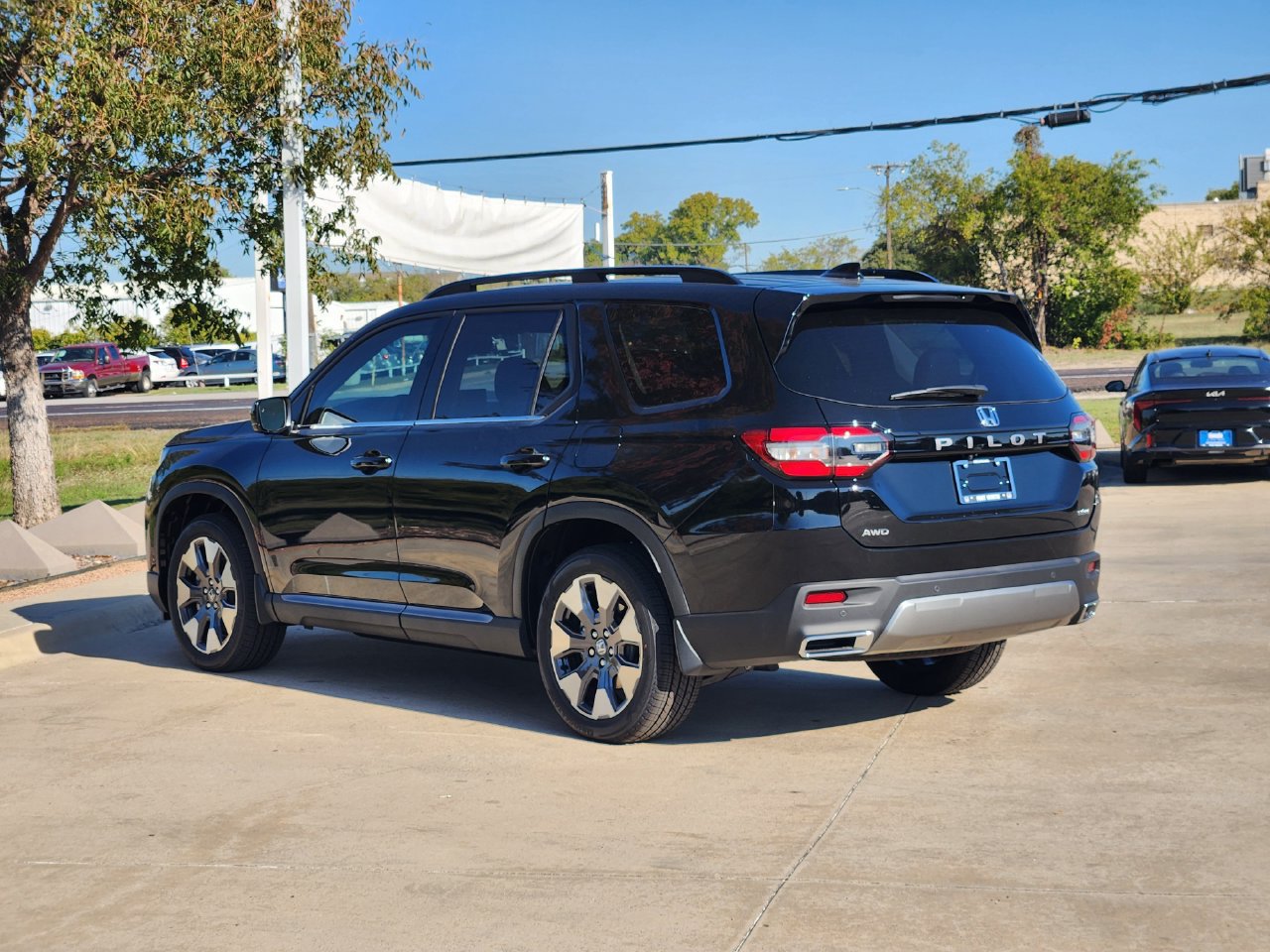 New 2026 Honda Pilot Elite image 4