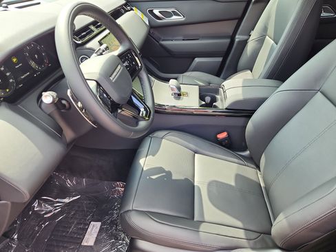 Used 2026 Land Rover Range Rover Velar S image 23