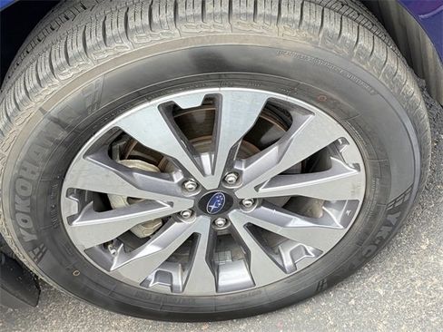 Used 2017 Subaru Outback 3.6R Touring w/ Popular Package #5A image 4