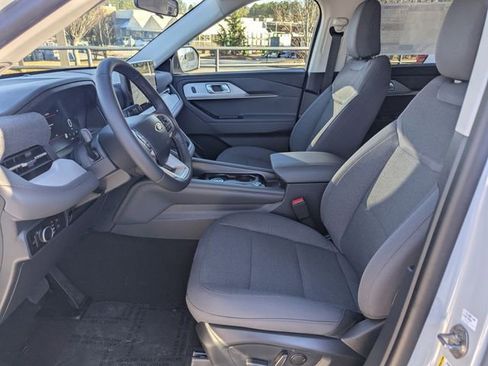 New 2026 Ford Explorer Active image 19