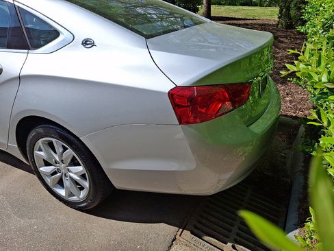 Used 2018 Chevrolet Impala LT image 4