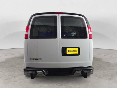 Used 2024 Chevrolet Express 2500 w/ Driver Convenience Package RWD image 4