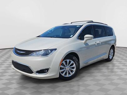 Used 2017 Chrysler Pacifica Touring-L