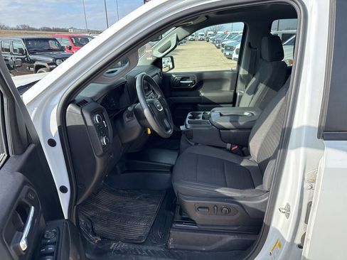 Used 2022 GMC Sierra 1500 Pro w/ Sierra Value Package image 19