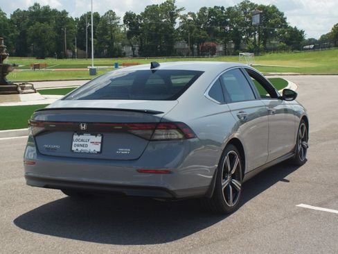 Used 2023 Honda Accord Sport image 19