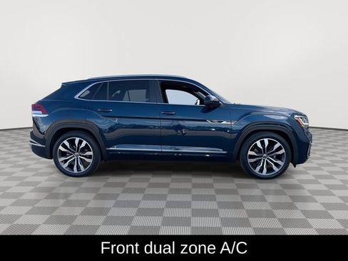 Used 2020 Volkswagen Atlas Cross Sport SEL R-Line AWD/4WD image 12