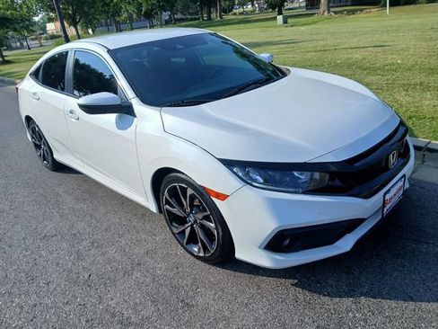 Used 2020 Honda Civic Sport image 8