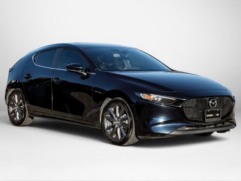 Used 2022 MAZDA MAZDA3 s FWD image 4