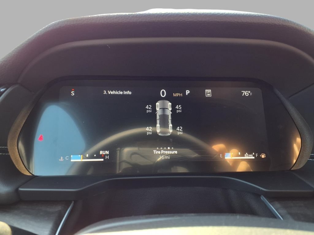 New 2026 Jeep Grand Cherokee Altitude AWD/4WD image 15