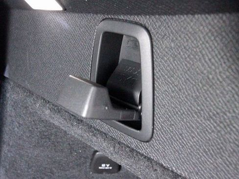 Used 2023 Volvo XC90 T8 Ultimate w/ Protection Package Premier image 34