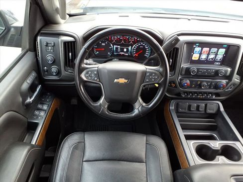Used 2019 Chevrolet Silverado 2500 LTZ w/ Duramax Plus Package image 7