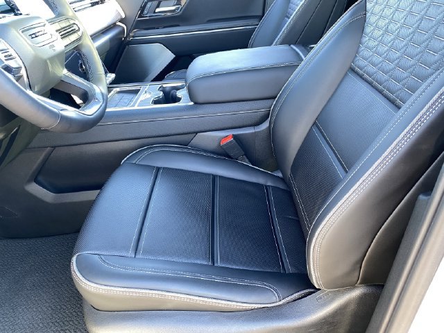 Used 2025 GMC Sierra EV Denali AWD/4WD image 22
