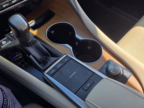 Used 2022 Lexus RX 350 FWD w/ Premium Package image 23