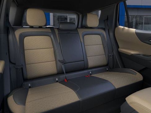 New 2026 Chevrolet Equinox ACTIV w/ Convenience Package III image 41