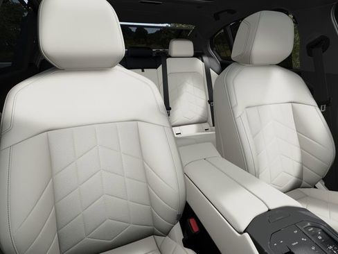 New 2026 BMW 530i w/ Executive Package RWD image 11