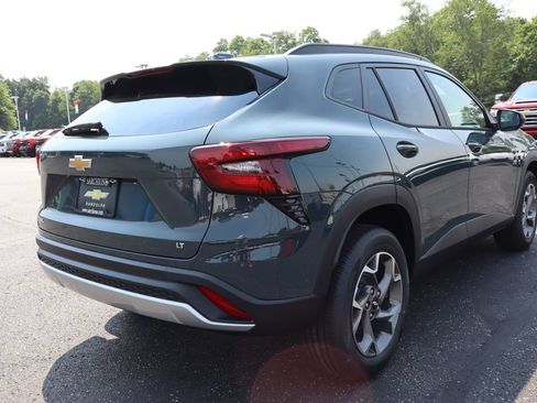New 2026 Chevrolet Trax LT w/ LT Convenience Package FWD image 29