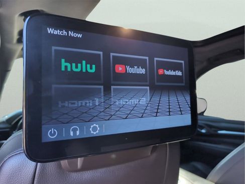 Used 2022 GMC Yukon Denali w/ Denali Ultimate Package image 30