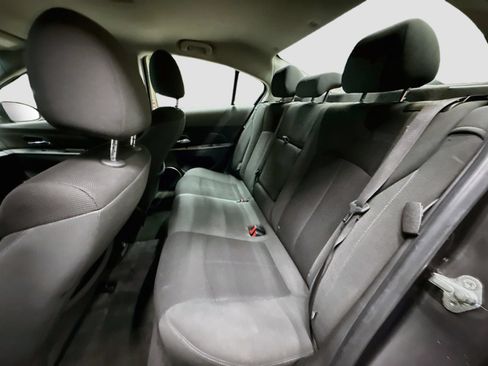 Used 2011 Chevrolet Cruze LT FWD image 24