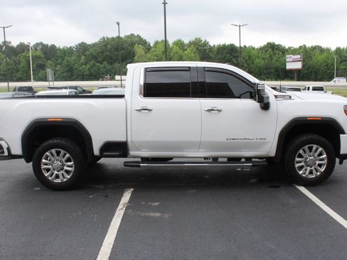 Used 2022 GMC Sierra 2500 Denali w/ Snow Plow Prep/Camper Package AWD/4WD image 5