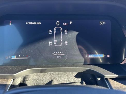 New 2025 Jeep Grand Cherokee L Limited w/ Luxury Tech Group II image 29