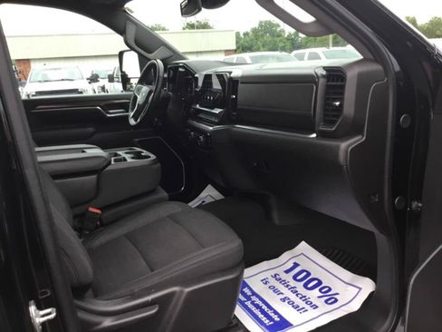 Used 2025 Chevrolet Silverado 2500 LT w/ Trail Boss Package AWD/4WD image 45
