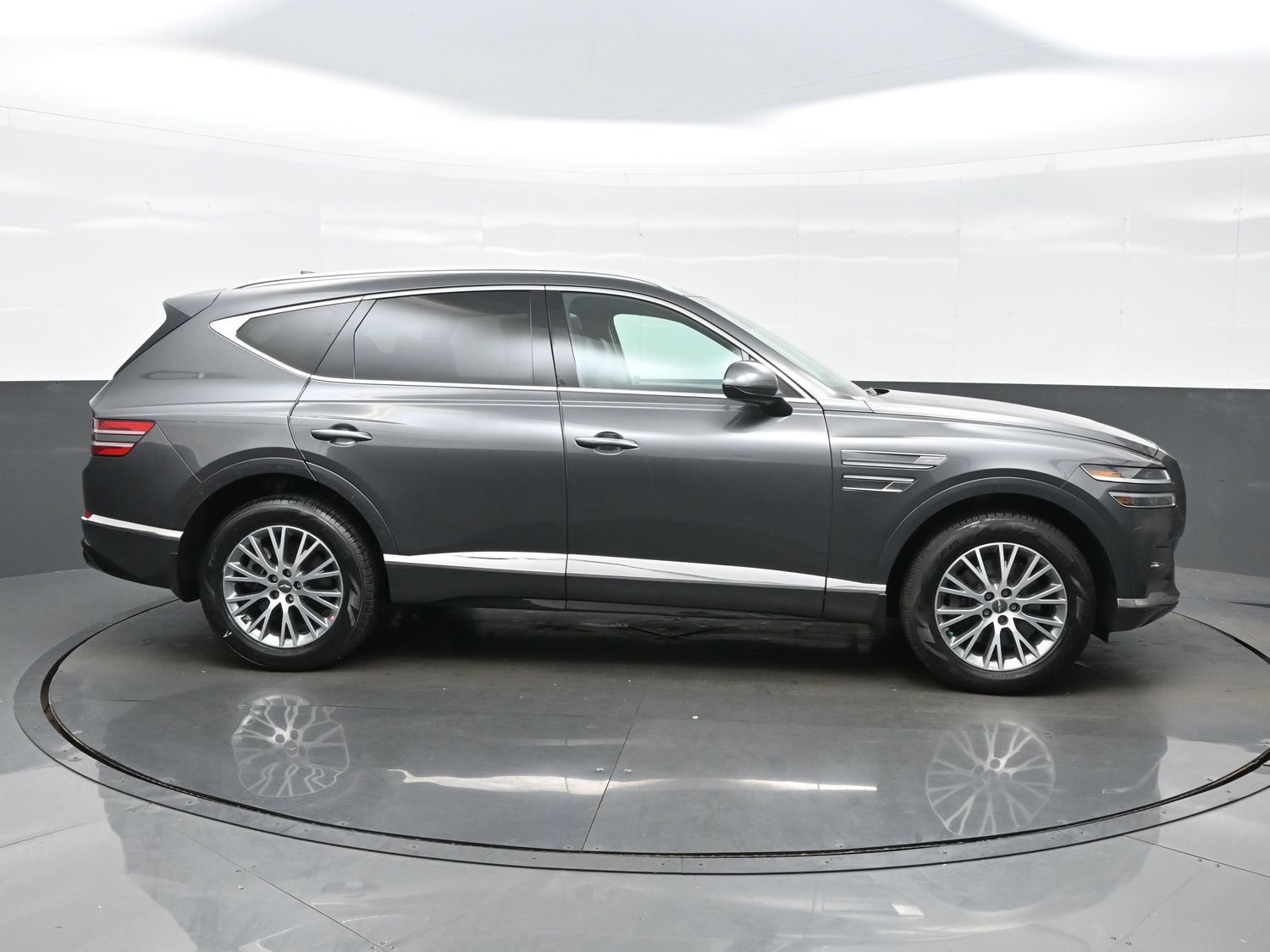 Used 2021 Genesis GV80 2.5T AWD/4WD image 7