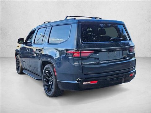Used 2024 Jeep Wagoneer Series II w/ Convenience Group I AWD/4WD image 6