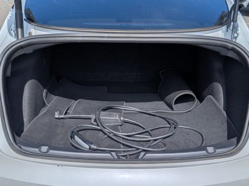 Used 2021 Tesla Model 3 Standard Range Plus RWD image 9