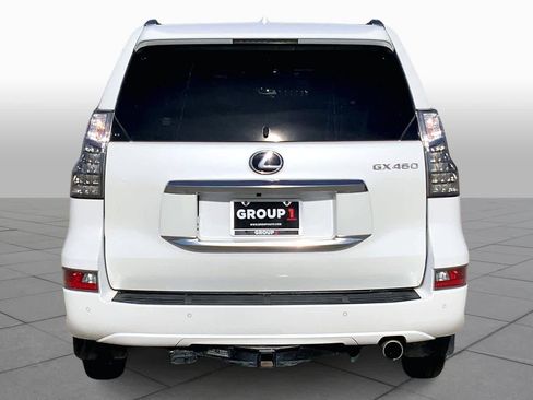 Used 2020 Lexus GX 460 Premium w/ Premium Package image 5
