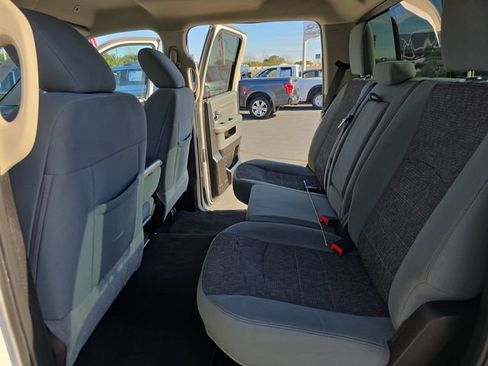 Used 2019 RAM 1500 Big Horn RWD image 14