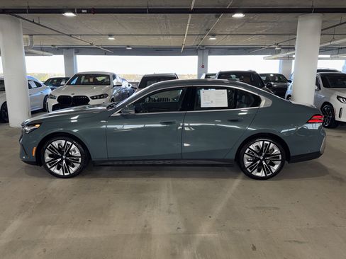 Certified 2025 BMW 530i 530i image 5