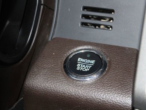 Used 2022 Ford F250 King Ranch w/ King Ranch Ultimate Package image 45