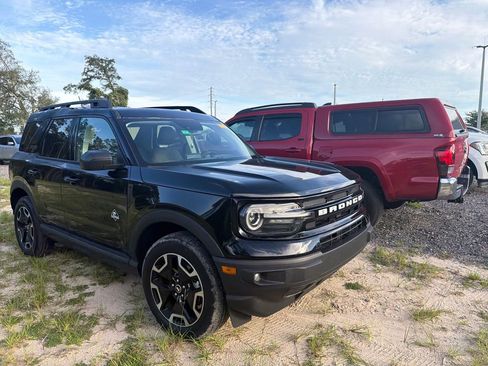 Used 2023 Ford Bronco Sport Outer Banks AWD/4WD image 3