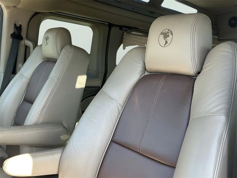 Certified 2017 Ford Transit 150 XLT image 35