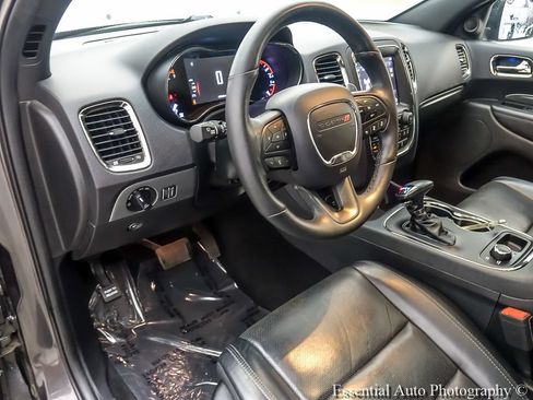 Used 2019 Dodge Durango R/T w/ Technology Group AWD/4WD image 10