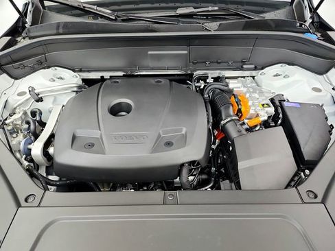 New 2026 Volvo XC90 T8 Ultra w/ Lounge Package image 33