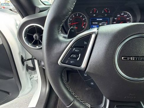 Used 2024 Chevrolet Camaro LT w/ Technology Package image 24