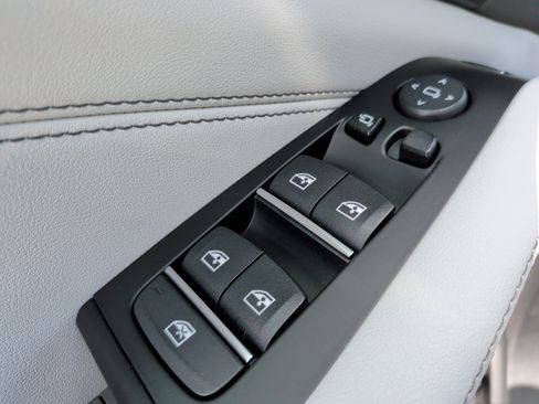 Used 2023 BMW X5 M50i w/ Executive Package AWD/4WD image 29