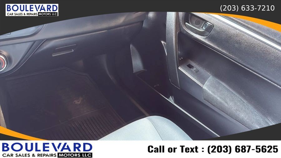 Used 2016 Toyota Corolla L FWD image 13