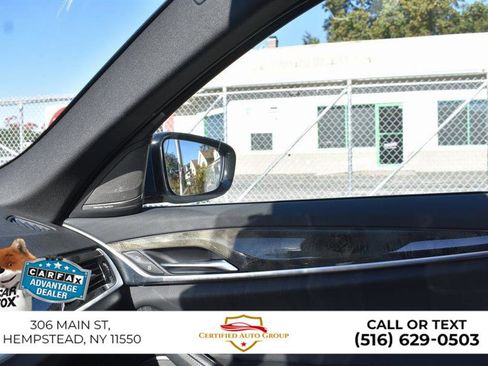 Used 2023 BMW 530e xDrive w/ Premium Package image 20