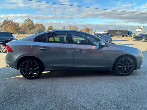 Used 2017 Volvo S60 T5 Dynamic w/ Vision Package image 7