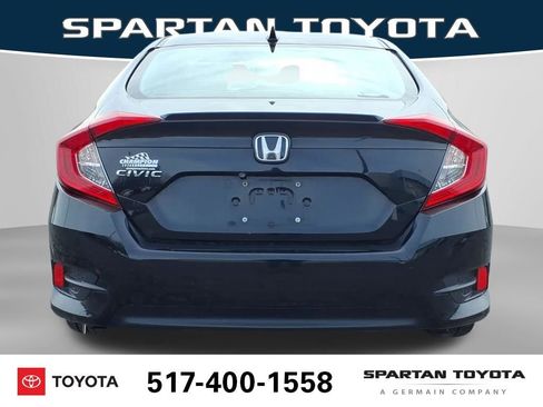 Used 2018 Honda Civic EX-T image 8