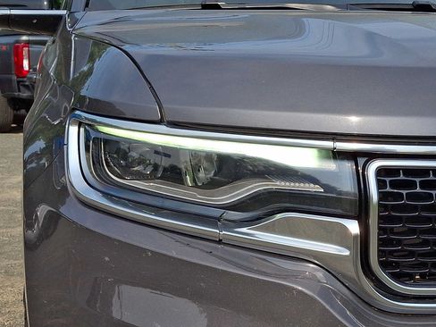 Certified 2024 Jeep Wagoneer L Series II w/ Flexible Seating Group AWD/4WD image 9