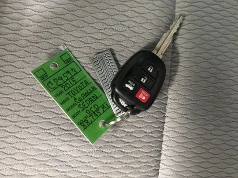 Used 2015 Toyota Corolla LE w/ Body Protection Package #1 FWD image 23
