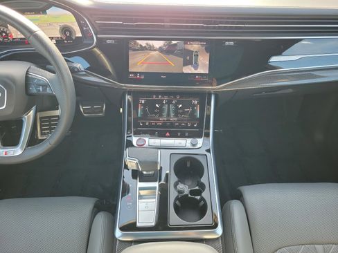 Used 2022 Audi SQ8 Prestige w/ Prestige Package image 12
