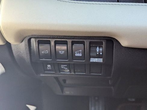 Used 2020 Subaru Ascent Touring AWD/4WD image 32