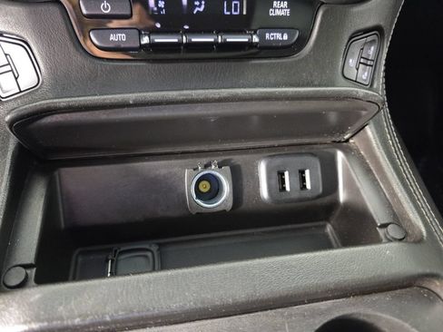 Used 2020 Chevrolet Tahoe Premier AWD/4WD image 25